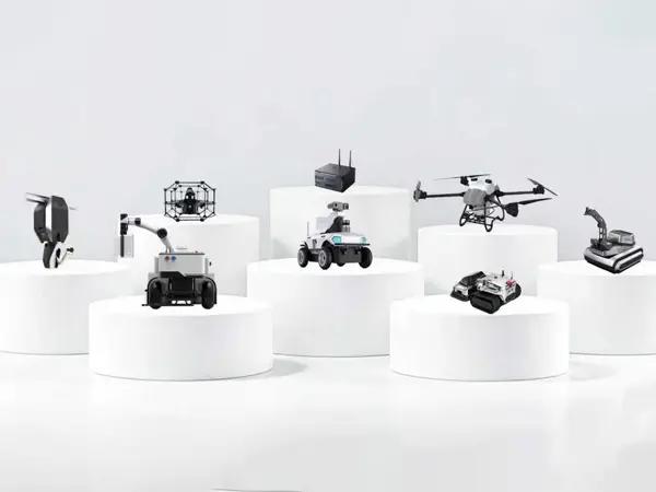 Tianjin Weide Aviation vertieft die Zusammenarbeit in der Szene und erhält mehrere praktische Projekte für Ketten-/Radfahrwerke und Wandkletterroboter